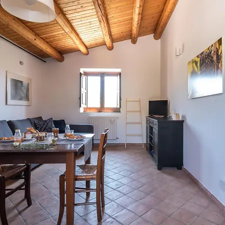 Cottage Immerso Nel Vigneto Caltagirone Exterior photo